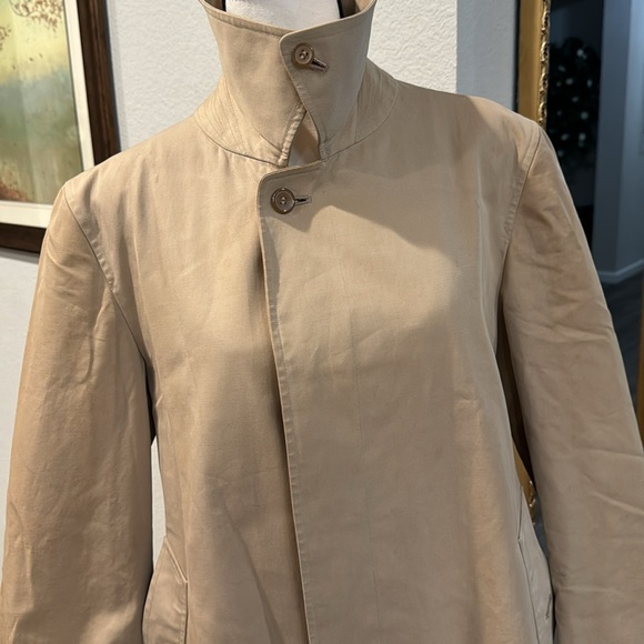 Authentic Burberry trench coat - Picture 3 of 16
